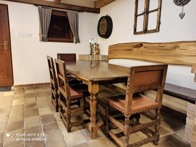 Gasthaus Sklipek U Svobodu Velké Bílovice Exterior foto